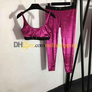 Lüks tasarımcı gül yoga set trailtsits kadınlar yelek pantolon set bikini yoga pantolon spor giyim takım elbise sutyen fitness legging setleri tank üst seksi elastik pantolon boyutu S-xl