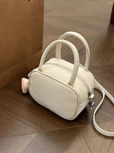 Totes 2024 PU Bag de couro coreano Mão de inverno All Match Office Lady Bags for Women Solid Simple