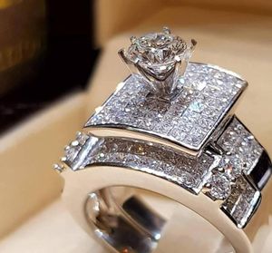 Nytt vita guldpläterat Shining Crystal Rings -uppsättningar för kvinnors älskare Bröllopsengagemang Micro Zircon Ring SJ3470890