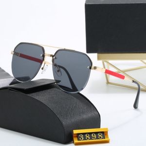 Теперь дизайнерские солнцезащитные очки классические очки Goggle Outdoor Beach Sun Glasses для мужчины женщины смешайте цвет.