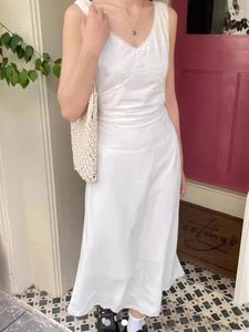 Casual Dresses French White Sleeveless Vest Dress For Women V-Neck Lace Trim Slim Waist Cake Long Street Y2k Fashion Summer Vestidos