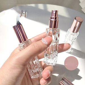 Nuovo vetro rosa da 10 ml di vetro portatile portatili portatili per profumi ricaricabile contenitore cosmetico a spruzzo a spruzzo vuoto viaggio piccolo campione sub-bottice per viaggio