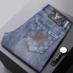 Herr jeans designer europeisk höst och vinter ny produkt slutkvalitet stor ko smal passar små fötter långa byxor trendiga ungdomar h69g
