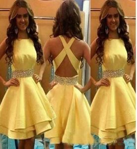 2019 Short Girls Party Dresses 노란색 새틴 구슬 싱크 트레일 프릴 저렴한 스커트 미니 칵테일 홈 커밍 공식 가운 42009832522090