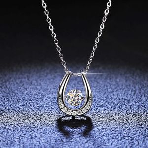 Sier S925 Sterling Pendant Mossan Diamond Smart Necklace Womens Horseshoe Beating Heart Sier Pendant Clavicle Chain