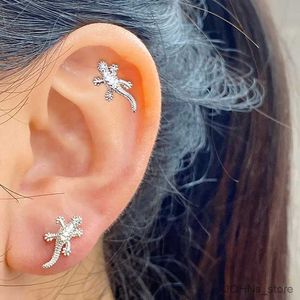 Dangle Chandelier 1Ps Korean Fashion Animal Gecko Studs Earring Crystal Butterfly Helix Cartilage Piercing Jewelry Tragus Conch Screw Back Earring