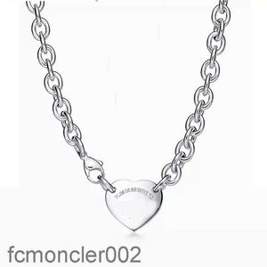 Designer 19mm Heart Necklace Women Stainless Steel Fashion Couple Round Jewelry Gift for Girlfriend Christmas VRZ2