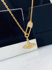 Pin Necklace Women Designer Jewelry Hot New Designer Halsband Kedja smycken Tillbehör Giftkedja Kedja Kärlek Parhalsband Guld Silver Toppkvalitet