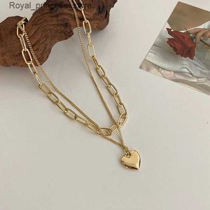 Pendant Necklaces IHUES Gold Necklace Hip Hop Sweater Chain Love Pendant Sweater Chain Long Multi layered Necklace Q240426