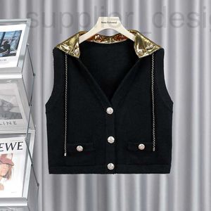 Women's Vests designer Fashionable small fragrance, luxurious gold sequins, detachable collar cap, cashmere knitted vest, elegant urban style for socialites 222V