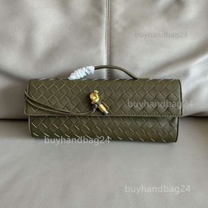 Style 2024 Light Designer Womens Bag High-End-Clutch Iiamo Evening Bodendag Luxus Venetas Handtasche Handlung Leder gewebt TBEW
