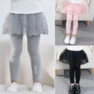 Pantaloni per bambini in cotone dei pantaloni adatti per ragazze bambini in pizzo baby set di gambe finte a due pezzi set autunnali gambe da sci tutu gambe di colore solido childrens vestito di abbigliamento