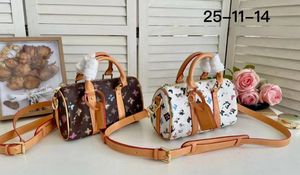 Designer handbag, women's handbag, shoulder bag, detachable double handle and detachable shoulder strap, colorful leather homeless Boston bag