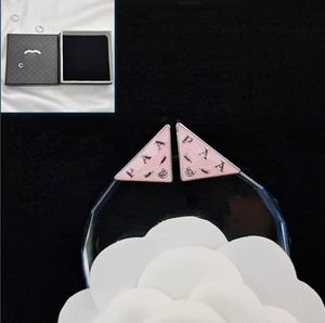 Butik 925 srebrny earstuds marka projektant klasyczny trójkąt projekt dla modnych uroczych dziewcząt Earstuds Wysokiej jakości butique pudełko na prezent