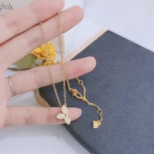 Classic Fashion Women Luxury Designer Necklace Choker Chain 18K Gold Plated Crystal Stainless Steel Letter Pendants Necklaces Jewe209Q