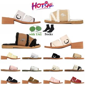 High quality sliders Famous slides sandals Platform slippers woody Wedge mule signature lace lettering fuzzy fur fluffy slippers Beige slides designer shoes 35-42