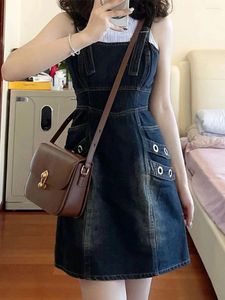 Casual Dresses Summer American Retro Washed Backstraps Denim Dress For Women Sweet Cool Girl Style Midja Tight Slim Short Workwear