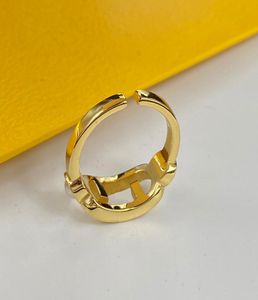 Fashion Designer Rings for Women Designers Elegeria Ring Elegante coppia senior Rings Ornamenti della bella lettera F Gold Ring 22121563696100