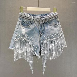 Jeans femininos shorts de jeans para mulheres no verão de cintura alta e malha esbelta Red Mesmo estilo com orifícios de contas cravejadas de lantejoulas de lantejagem de borlas de largura