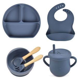 6PCS/Set Baby Silicone Dining Plate With Sucker Bowl Sippy Cup Bibs Spoon Fork BPA Free Children Feeding Tableware Baby Dishes 240416