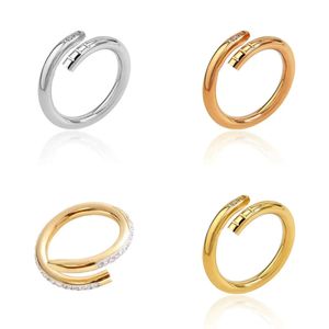 Liebe 2024 Ringe für Frauen Diamond Designer Ring Finger Nagel Schmuck Schmuck klassische Titanium Stahlband Gold Sier Rose Farbgröße 6-9Q9 Originalqualität