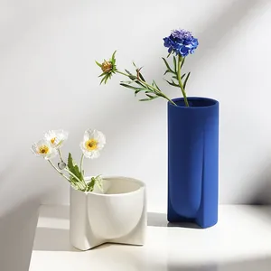 Vases French Creative Irregular Cylinder Art Vase Ceramic Flower Hydroponic Device Desktop European Home Decoration Accessories