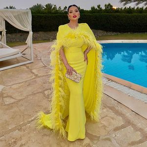 Yellow Mermaid Feather Evening Dresses with Cape O Neck Sleeveless Pearls Celebrity Gown Sweep Shawl 2 Pieces Womens Special Occasion Dress