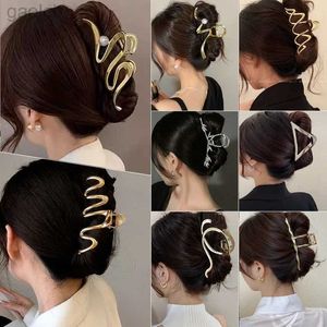 Hårklipp Barrettes Fashion Metal Star Hair Claw Clips for Women Girls Clamps Korea Geometric Hair Crab Hairpins Hairgrips Headwear Hair Accessories 240426