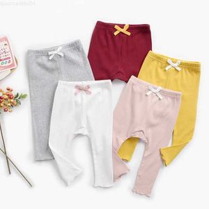 Calça calça primavera recém -nascida garotas calças casuais pernas de moda calças pp para meninas garotas suaves calças longas 2023L2404