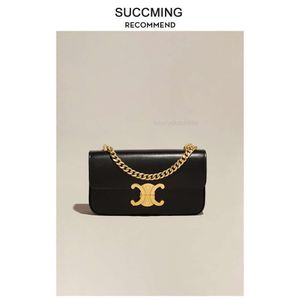 سلسلة انتصار CE BGAS BAG BAG BAG ARCH CE BAC Bag مصممين Claudes Crossbody Bag Tofu Bag Womens Bag Bag Underarm Bag GBP3