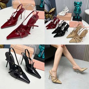 Slingbacks Elegant Women True Belt Buckle Casual 10CM High Heel Sandals Fashion Designer Pointed Classic Sandal Slides Party Shoes Original Quality