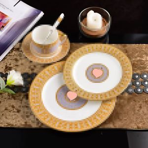 Designer Dinnerware Sets 4 Pcs Set Animal Pattern Ceramic Tableware Bone China Steak Plates Dinner Sets Coffee Cup and Saucer