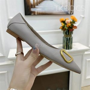 Casual Shoes Elegant Woman Flat Luxury Designer Rivet Brand Pumps Pointed Toe High Heels Comfortable Chunky Heel Office