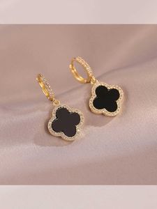 four leaf clover Earrings Four earrings 2024 new trendy light and luxurious high-end feel ear buckles clips womens hole free small fragrant