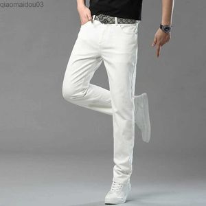 Jeans maschile maschile stagionale maschili a colore solido jeans dritte feste cool pantaloni freschi jeans casual jeans thousersl rosa rosso di grandi dimensioni 2404