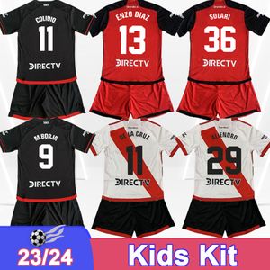 23 24 24 River Plate Kit Kit koszulki piłkarskie Herrera Barco Fernandez Solari M. Lanzini Palavecino 2024 Dom wyjazdowy 3