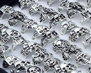 50 peças mix size tamanho pequeno anéis de crânio inteiros para homens homens declaração punk esqueleto jóias de moda3776310
