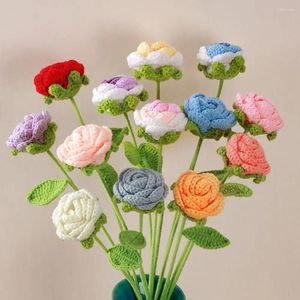 装飾的な花2PCS 38cm手織りローズギフト手作りDIY人工花ヒマワリ編み物クロシュブーケホーム