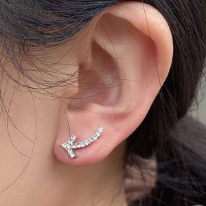 Dangle Chandelier Fashion Arrow Shape Shinbers Brincos para mulheres charme Crystal Studs Earrings feminino Jóias de festa de casamento feminino