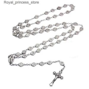 Pendant Necklaces QIGO Retro Saint Benedict Rose Necklace Jesus Cross Pendant Necklace Prayer Church Jewelry Accessories Q240426