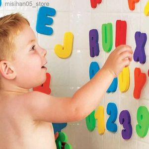 Sandspiel Wasser Spaß 36 Teile/Set Alphanumeric Letter Bad Toys 3D Puzzle Baby Bad Spielzeug Weiche Eva Childrens Wasserspielzeug für frühe Bildung im Badezimmer Q240426