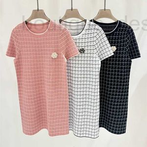 Basic & Casual Dresses designer brand Gaoding 24 Summer New Small Fragrant Wind Dark Grid Camellia Flower Pins Celebrity Style Knitted Short Sleeved Dress 85T8