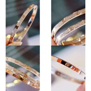 Rose Designer Gold Thin Diamond for Women Top V-Gold Sier Armband Open Style Wedding Jewelry With Box Original Kvalitet