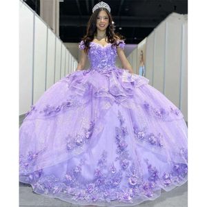 Quinceanera Spitze 3d Kleider Lila Glitter Paillettenblumen Applikationen Appales Tiers Rüschen Prinzessin Süße 15 Kleider Prom Party Festzug Ballkleid für junge Mädchen