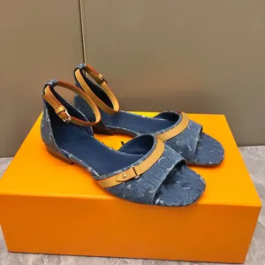 New Womens Classic Schuhe Mode echte Ledersandalen Ladies Druck Cowboy Flip Flops Sommer hohe Qualität mit Kastengröße 35-41