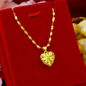 Pendant Necklaces HOYON 18K Gold Necklace Womens Wedding Engagement Jewelry Love Heart Pendant Kravik Chain Necklace Bijoux Birthday Gift Q240426