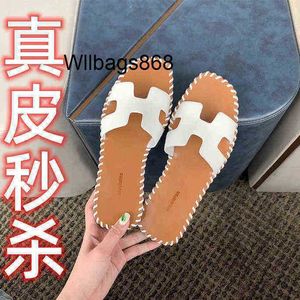 Designer Family Slippers Luxury Women Wear Flat Bottomed Womens Red Leather White Style Summer Cool Have