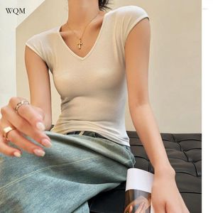 Ethnic Clothing WQM Korean V-neck Threaded Long Sleeved Front Shoulder T-shirt For Women With Short Sleeves And A Sense Of Design. Bag