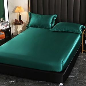 Luxury Satin Fitted Sheet High-End Monochrome Madrass Cover med Elastic Band Bedlese Home El Bedding Fit Sheet 240410