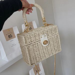Rattan Straw Shoulder Bag Women Boho Hand-Woven Basket Messenger Pouch Summer Beach Square Box Top-handle Handbag 240420